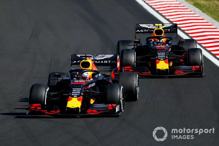 Max Verstappen, Red Bull Racing RB15,  Pierre Gasly, Red Bull Racing RB15 