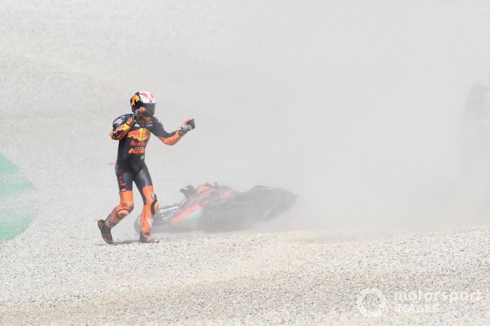 Accidente de Miguel Oliveira, Red Bull KTM Tech 3, Pol Espargaró, Red Bull KTM Factory Racing