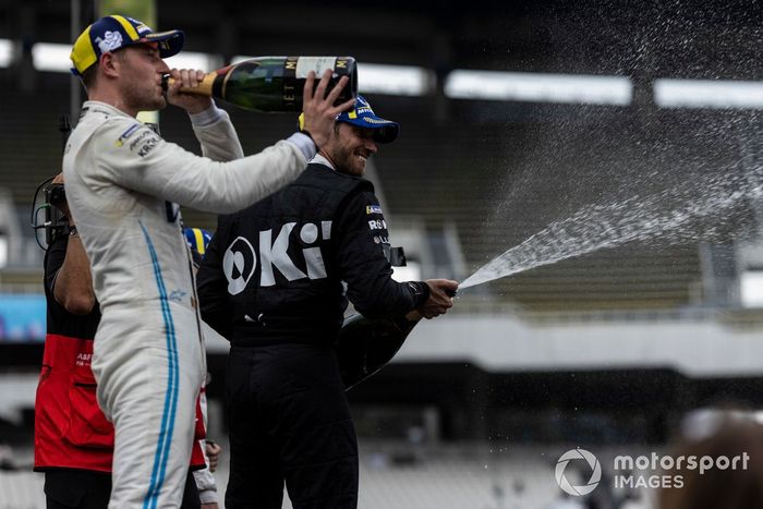 Podio: Stoffel Vandoorne, Mercedes-Benz EQ, segundo, el ganador Edoardo Mortara, Venturi Racing