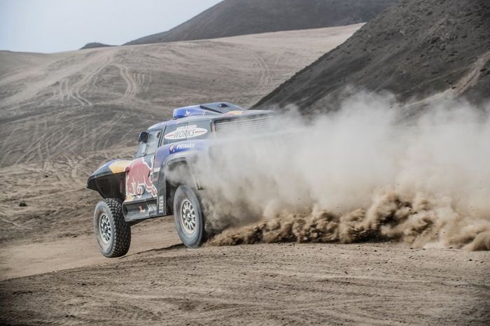 #300 X-Raid Mini JCW Team: Carlos Sainz, Lucas Cruz