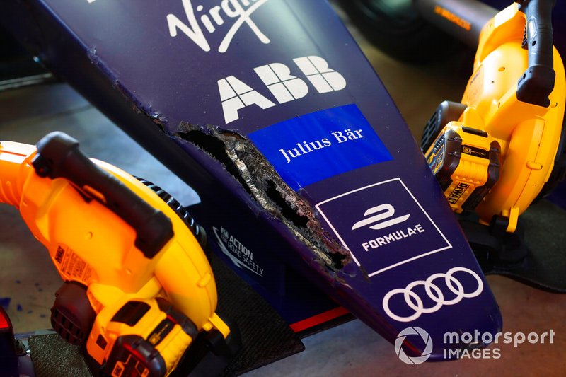Damage to the nose of the car of Robin Frijns, Envision Virgin Racing, Audi e-tron FE05, after a crash in the it lane