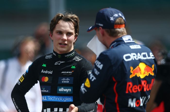 Oscar Piastri, McLaren, Max Verstappen, Red Bull Racing