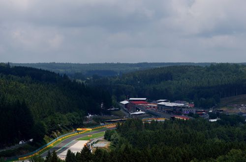 A view of the circuit and surroundings