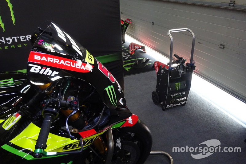 Tech 3 Yamaha garázsbejárás, Cseh GP, Brno
