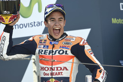 Подіум: Переможець гонки Марк Маркес, Repsol Honda Team