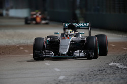 Lewis Hamilton, Mercedes AMG F1 W07 Hybrid