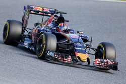 Данііл Квят, Scuderia Toro Rosso STR11