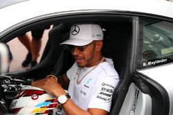 Lewis Hamilton, Mercedes AMG F1 W08