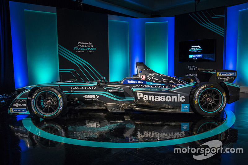 Présentation de la livrée Jaguar Racing