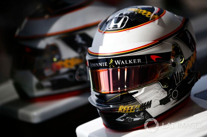 Stoffel Vandoorne'un Belçika'ya özel kask tasarımı, McLaren