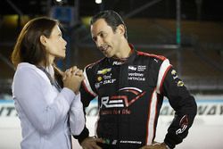 Adriana Henao y Helio Castroneves, Team Penske Chevrolet