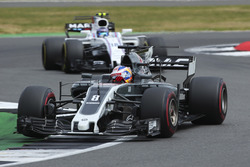 Romain Grosjean, Haas F1 Team VF-17, Lance Stroll, Williams FW40