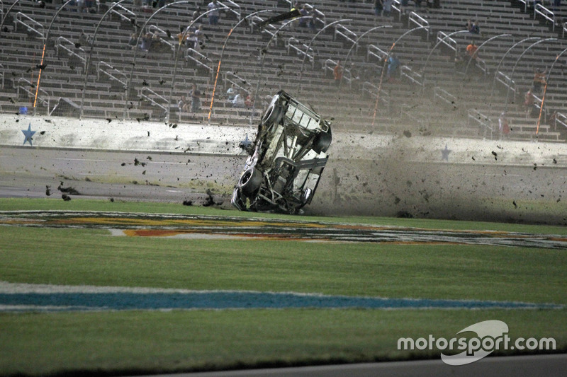 Unfall von Timothy Peters, MDM Motorsports Chevrolet