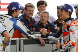 Le poleman Marc Marquez, Repsol Honda Team, le deuxième, Karel Abraham, Aspar Racing Team