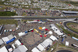 De paddock van Circuit Zandvoort vanuit de lucht