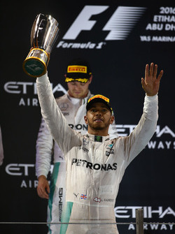 Podium: race winner Lewis Hamilton, Mercedes AMG F1