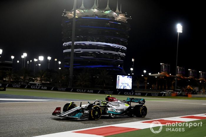 Lewis Hamilton, Mercedes W13