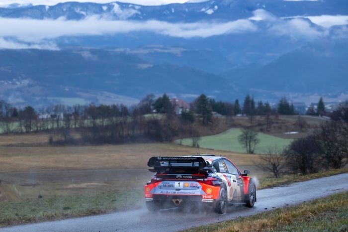 Thierry Neuville, Martijn Wydaeghe, Hyundai World Rally Team Hyundai i20 N Rally1