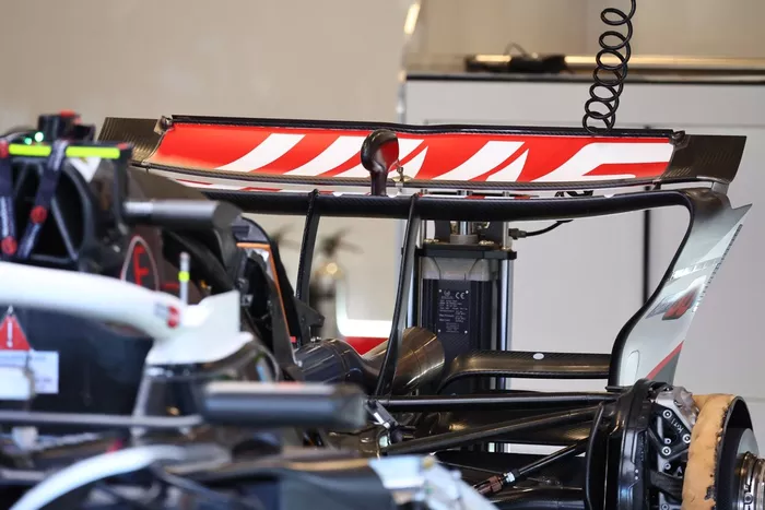 Haas VF-24 detalles técnicos