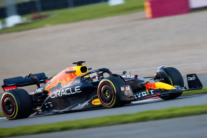 Max Verstappen, Red Bull Racing RB18 
