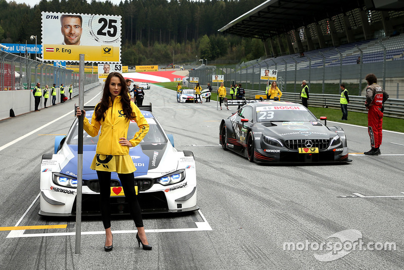 La grid girl di Philipp Eng, BMW Team RBM