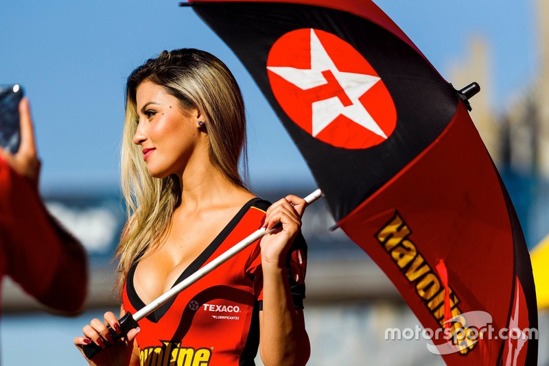 Grid girl