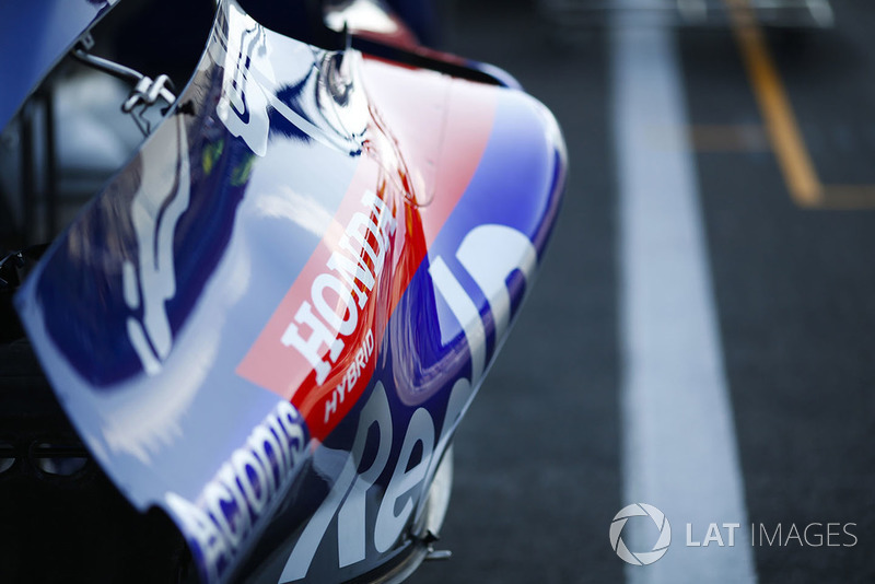 A Honda logo on Toro Rosso bodywork