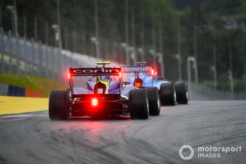 Acción al inicio de la carrera