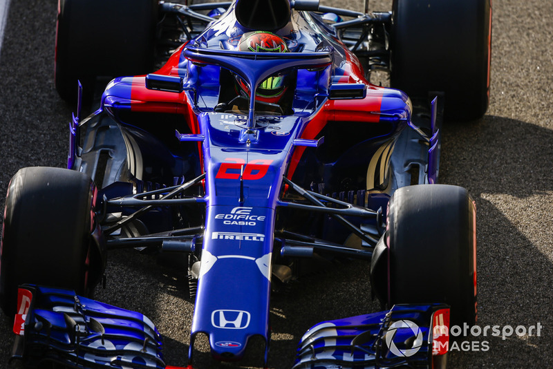 16: Брендон Хартлі, Toro Rosso STR13, 1'37.994