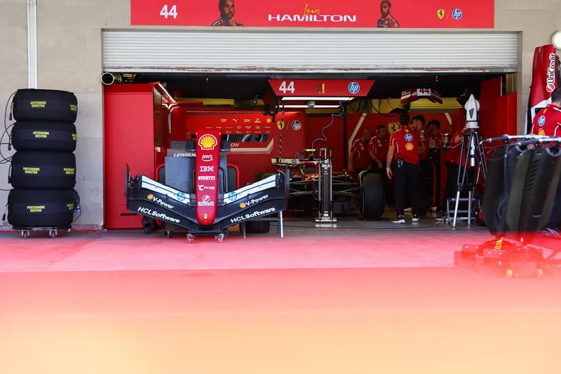 Zone des stands Ferrari