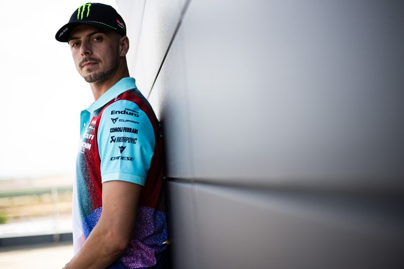 Franco Morbidelli. VR46 Racing Team Cremonini Live 25 librea