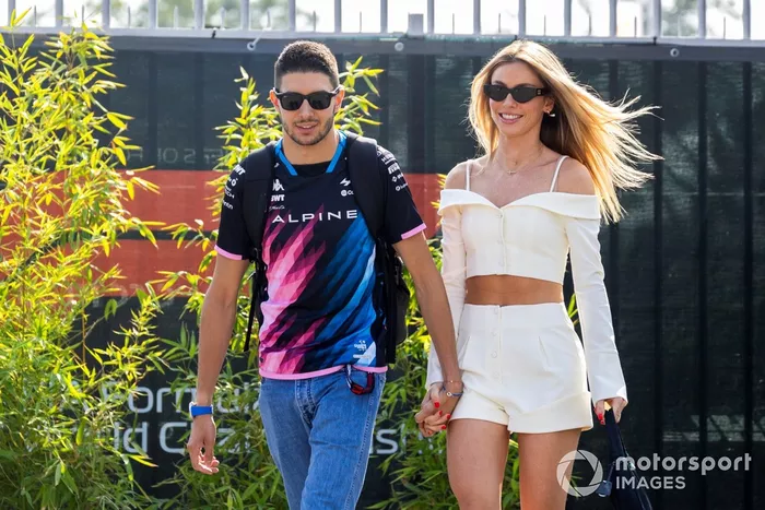 Esteban Ocon, Alpine F1 Team y su novia Flavy Barla
