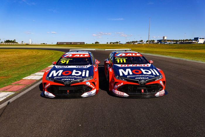 Carros de Dudu Barrichello e Rubens Barrichello