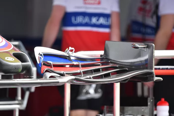 Haas VF-21 front wing detail