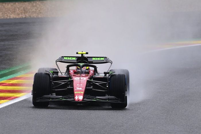 Zhou Guanyu, Alfa Romeo C43