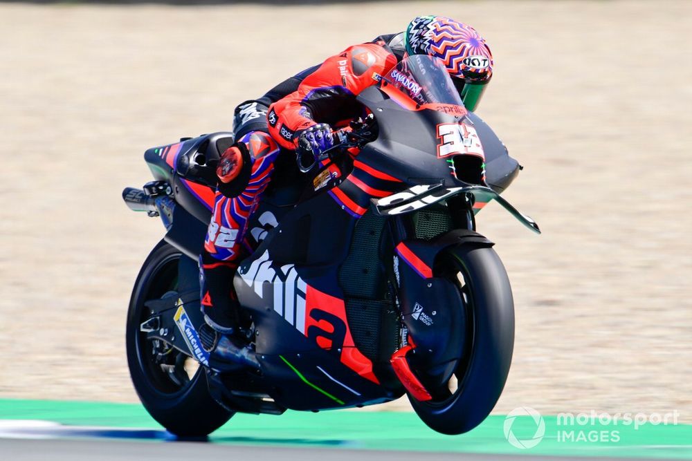 Lorenzo Savadori, Aprilia Racing