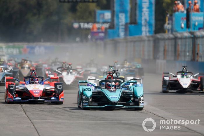 Mitch Evans, Jaguar Racing, Jaguar I-Type 4 Pascal Wehrlein, Mahindra Racing, M6Electro, Maximilian Günther, BMW I Andretti Motorsports, BMW iFE.20 