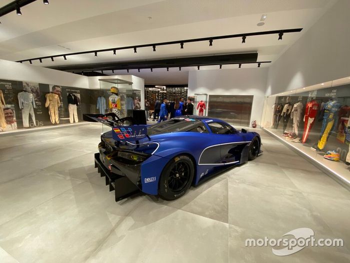 Presentación McLaren Barcelona exposición  