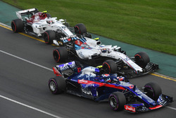 Pierre Gasly, Scuderia Toro Rosso STR13, Sergey Sirotkin, Williams FW41 and Charles Leclerc, Sauber C37