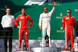 Podio: Ganador de la carrera Lewis Hamilton, Mercedes AMG F1, segundo puesto Sebastian Vettel, Ferrari, tercer puesto Kimi Raikkonen, Ferrari