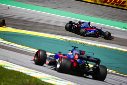 Pierre Gasly, Scuderia Toro Rosso STR12, Brendon Hartley, Scuderia Toro Rosso STR12