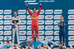 Podio: ganador de la carrera Lucas di Grassi, ABT Schaeffler Audi Sport, segundo lugar Jean-Eric Ver