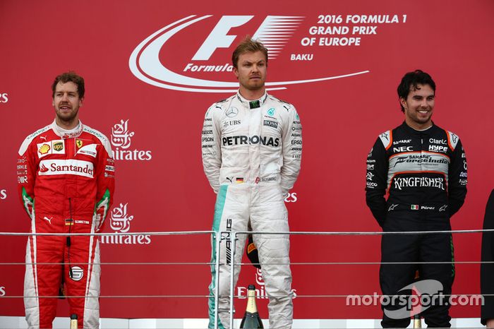 Podio: primer lugar Nico Rosberg, Mercedes AMG Petronas F1 W07,segundo lugar Sebastian Vettel, Scuderia Ferrari SF16-H y tercer lugar Sergio Pérez, Force India F1 VJM09