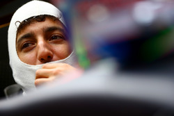 Daniel Ricciardo, Red Bull Racing in de garage