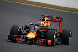Pierre Gasly, Red Bull Racing RB12 Piloto de pruebas