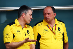 Nick Chester, technishc directeur Renault Sport F1 Team met Frederic Vasseur, Renault Sport F1 Team
