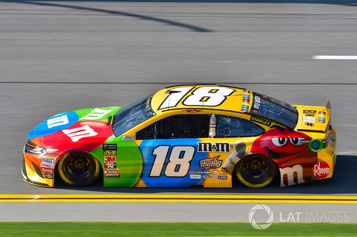 Kyle Busch, Joe Gibbs Racing, M&M's Toyota Camry
