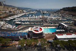 Lewis Hamilton, Mercedes AMG F1 W09