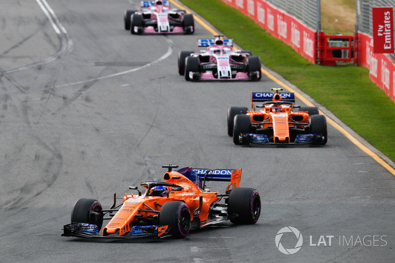 Fernando Alonso, McLaren MCL33 Renault, leads Stoffel Vandoorne, McLaren MCL33 Renault, Sergio Perez, Force India VJM11 Mercedes, Esteban Ocon, Force India VJM11 Mercedes