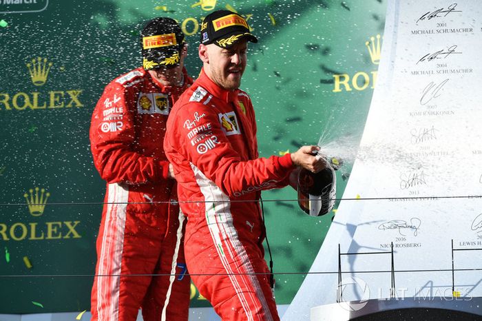Podio: ganador de la carrera Sebastian Vettel, Ferrari
